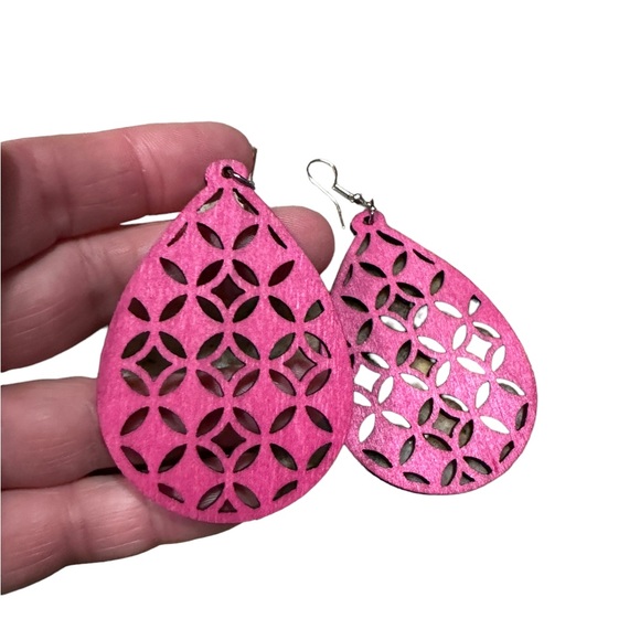 Boho Cutout Wood Teardrop Drop Style Sky Magenta Earrings - Picture 4 of 5